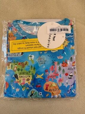 Little Sleepies around the world two piece short sleeve pajama set 5/6